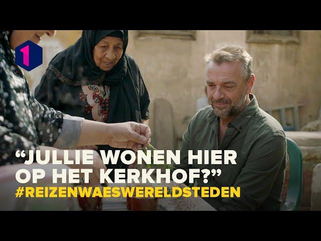 Niet op tv: Tom Waes leeft tussen de doden | Reizen Waes: wereldsteden