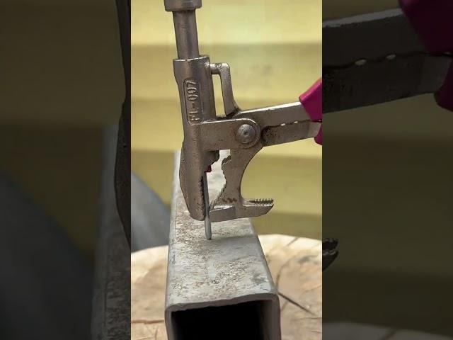 Hammer nail auxiliary tool #tools
