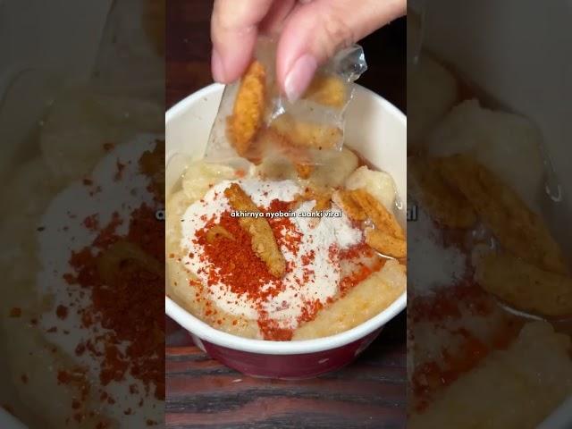 Merapat sini yang suka dengan varian keju ciomy #ciomy #traveling #kuliner #wisata