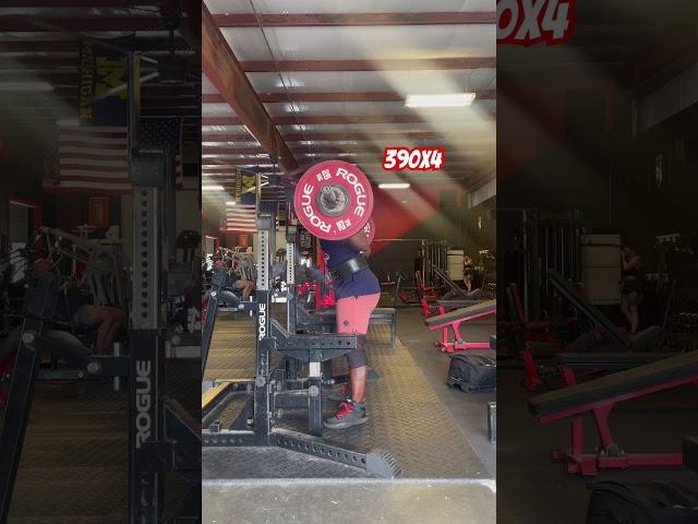 Squat 390