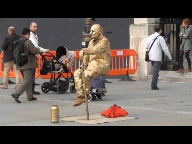 The Floating and Levitating Man.  TRICK REVEALED (step-by-step) !