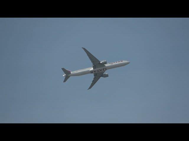 Qatar Airways QR7 Aborts Landing Seen Climbing out of Heathrow 28 May 2023