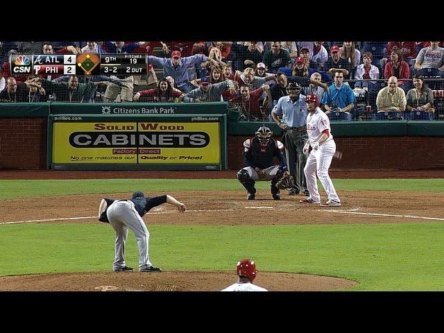 Phillies fans mimic Kimbrel's mannerisms