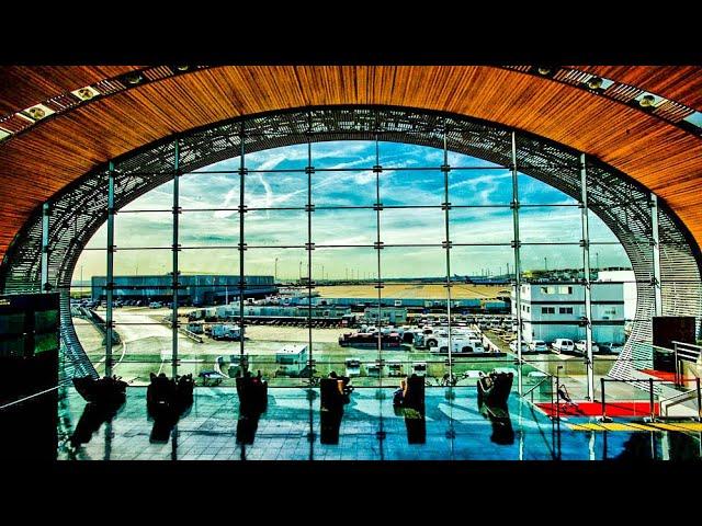 A Walk Though Terminal 2E Arrivals, Charles de Gaulle, Paris