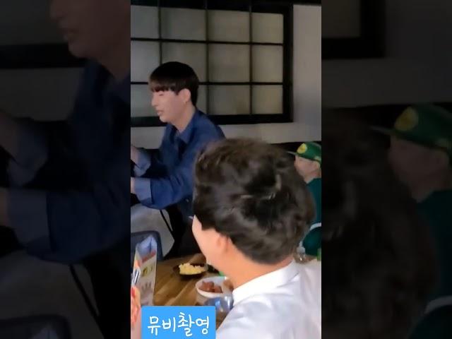 #shorts #short #미스터트롯#김동찬#뮤비#전국노래자랑#빨간지게꾼