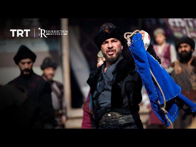 Ertugrul and Tugtekin’s altercation on the Kayi flag