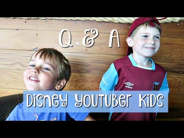 DISNEY YOUTUBER KIDS Q & A AND PLAY // Dedicated to DLP // Sarah & Squirrel Disneyland Paris