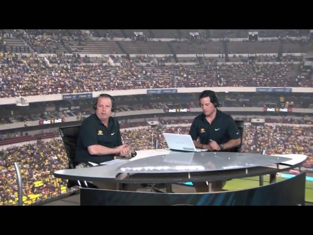 Roberto Gómez Junco y Javier Alarcón en el Palco de Televisa Deportes (Estadio Azteca)