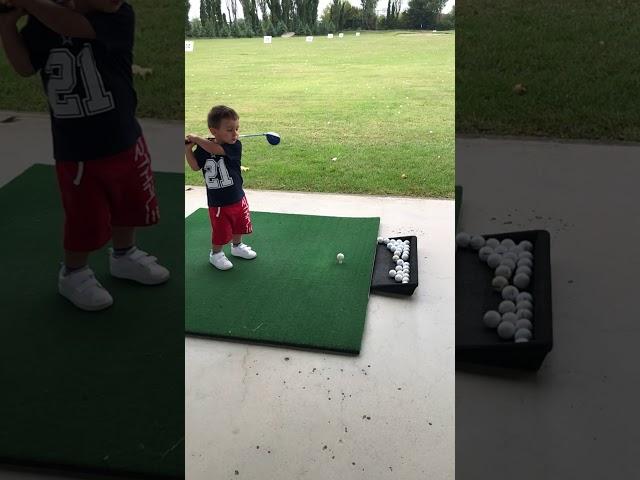 30 months baby boy golf swing!!!