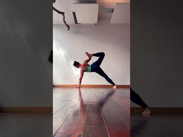 BENDING REALITY PODCAST by Eleonora Gendelman #yoga #handstand #onpurpose