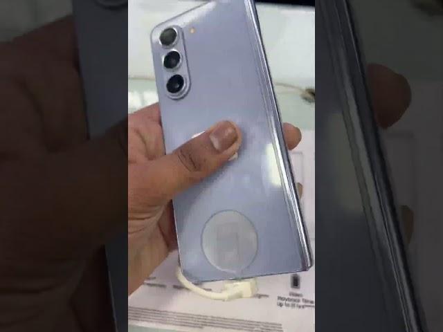 Samsung Fold 5 #samsung #samsungfold5 #unboxingtech #smartphone #youtube #tech #techunboxing #yt