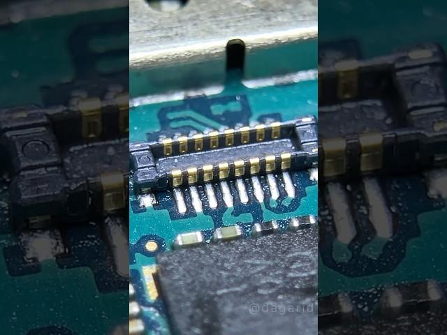 replace FPC connector #phonerepair #microsoldering