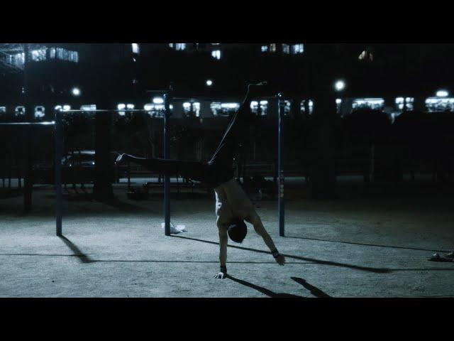 Calisthenics Short Film - In the dark, we discover ourselves.