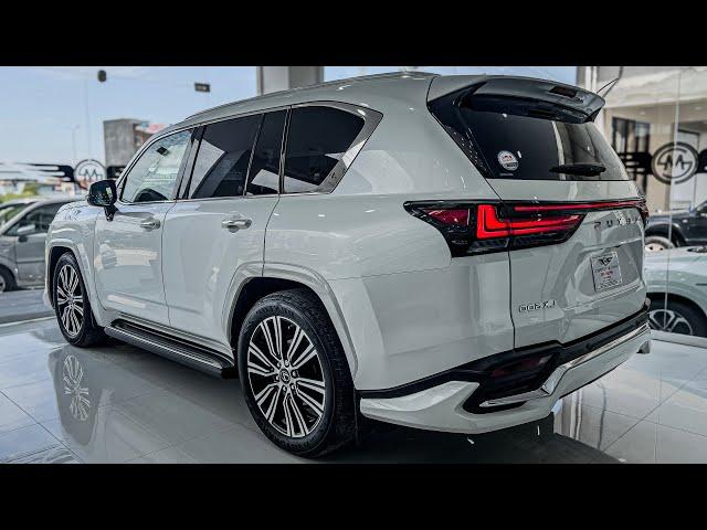 2025 Lexus LX 600 Ultra Luxury SUV - Interior and Exterior Walkaround