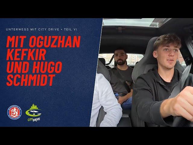 Unterwegs mit City Drive: Oguzhan Kefkir und Hugo Schmidt auf Fahrschultour Teil II