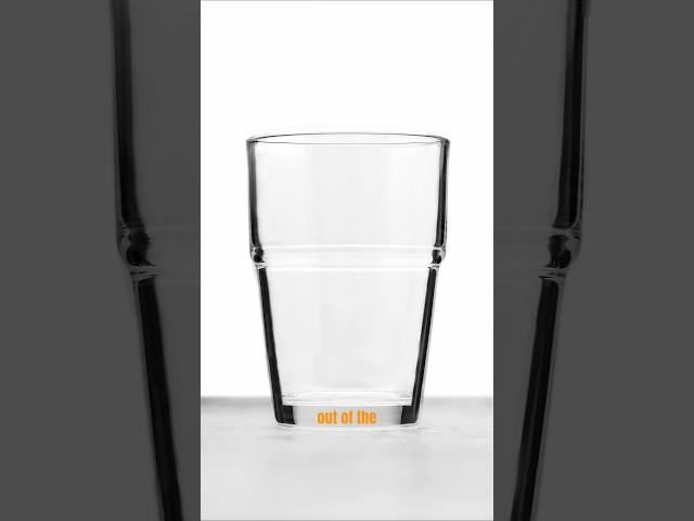Two quick ways to avoid reflections on glass in photography