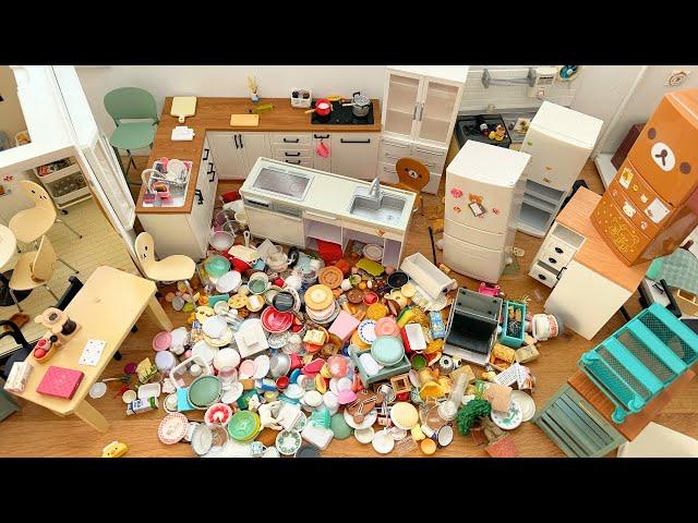 Miniature kitchen set installation ASMR