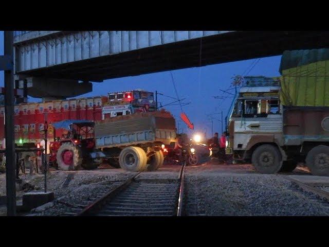 Extreme Situation!High Speed Trains Come But Gate Not Closed And Loaded Trucks Crossing