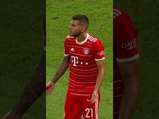 RB Leipzig fool Bayern into conceding a free-kick after this #football #shorts ##bundesliga