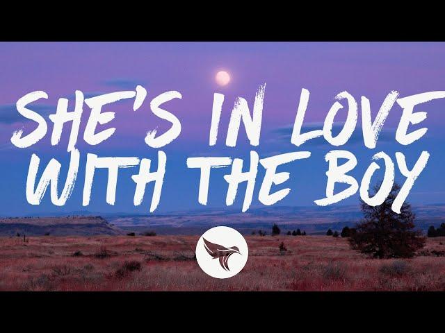 Trisha Yearwood - She's in Love with the Boy (Acoustic) Lyrics - 30th Anniversary