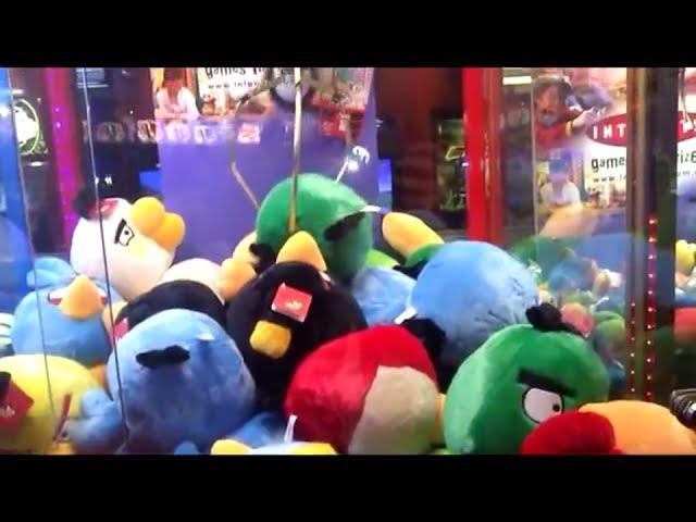 Angry Birds, Simpsons and other Australian Claw Machine Wins!!