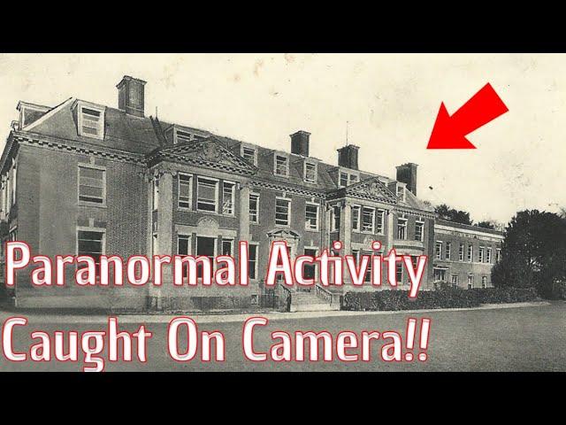 We Explore This Haunted Mansion At Night!!