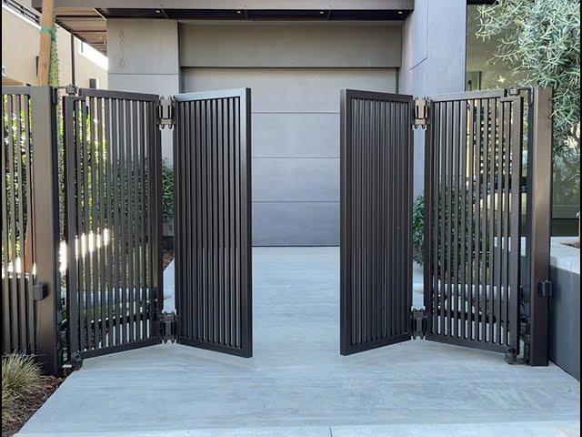 Albatros Stylish Bi-Folding Gate