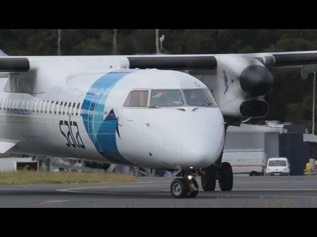 Pilots Waving to the Spotters at Ponta Delgada Airport PDL/LPPD.