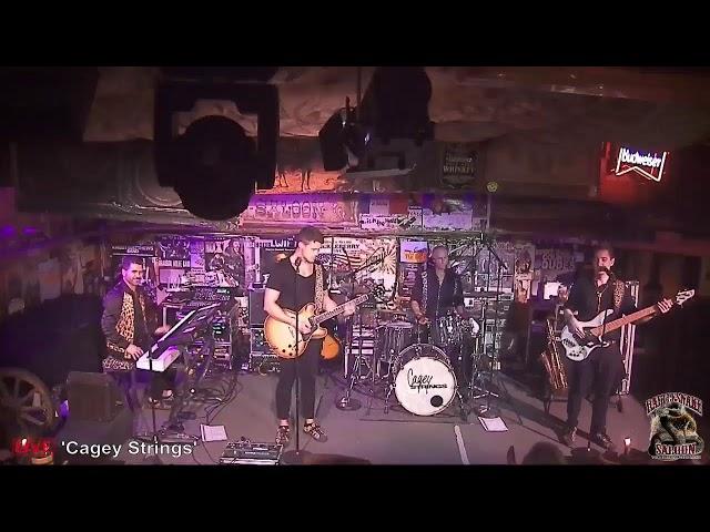 'Cagey Strings' live aus dem Rattlesnake Saloon