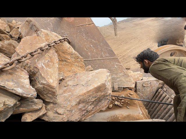 "Big Rock Crusher Machine: A Giant in Action"Big Rock Crushing: A Powerful Process"#stonecrusher