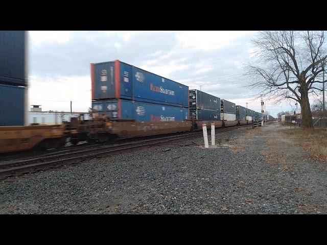 CSX Q131 With the CSX 5500 (Spirit of Cincinnati Unit) leading!