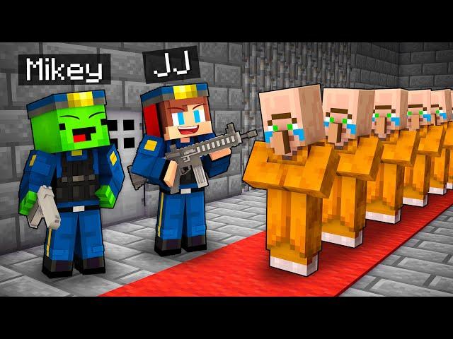 Mikey and JJ Became FBI to Arrest Villagers Battle in Minecraft - Maizen