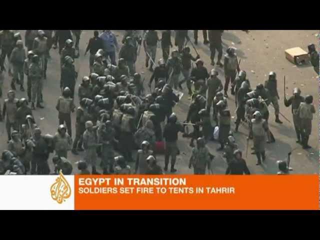 Soldiers clear Egypt's Tahrir Square