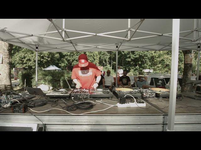 Three-time World Champion DJ Fly with a 100-minute turntablism set at the Double Trouble Jam 2022