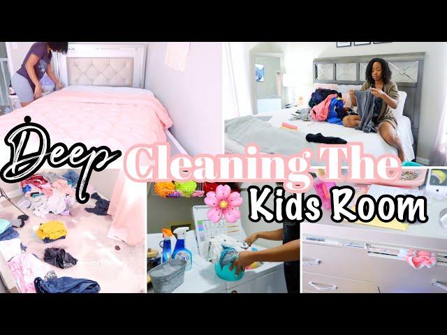 LET'S CLEAN TOGETHER | DEEP CLEAN AND ORGANIZING THE KIDS ROOM