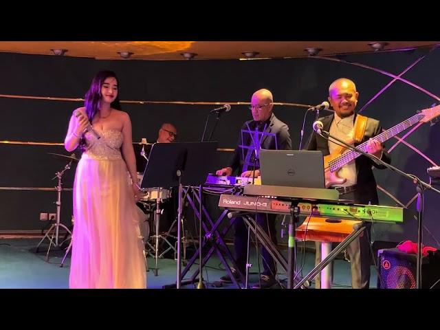 The Crew Band - Valerie (Amy Winehouse) - MSC Orchestra