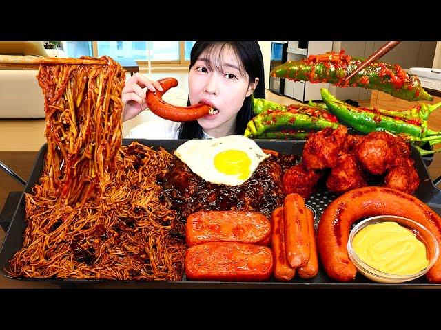 ASMR MUKBANG| Fire Black bean Mushroom Noodles, Chili Kimchi, Kielbasa Sausage, Chicken, Spam.