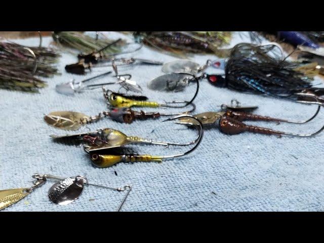 Why are my Chatterbaits Naked and Afraid what is coming at Bass n Bonsai