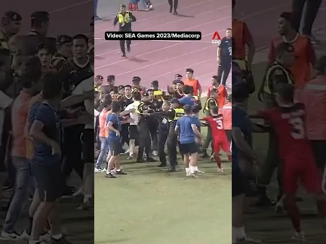 A fight broke out in the #SEAGames2023 football final, where Indonesia beat Thailand 5-2