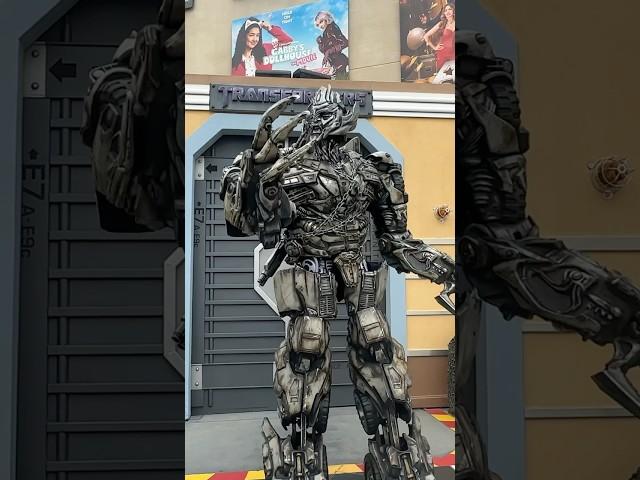 Megatron from travers at Universal Studios Hollywood
