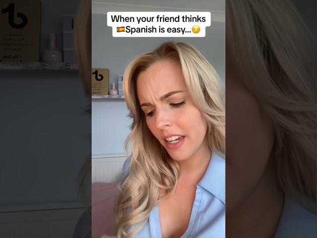 Ha! Good try “fluento”…  #learnspanish #comedy #aprendeespañol #spanish #shortswithcamilla