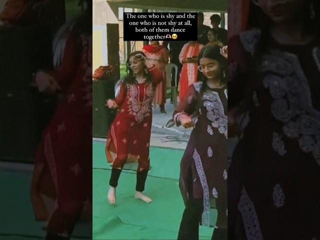 Tag your shy sister  #dance #whiteblackbrown #sistersdance #punjabisong #trendingshorts #tanya