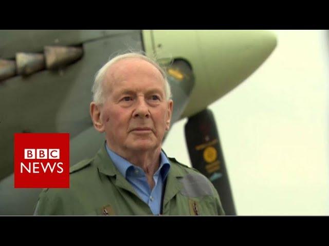 Luftwaffe ace flies in Spitfire - BBC News