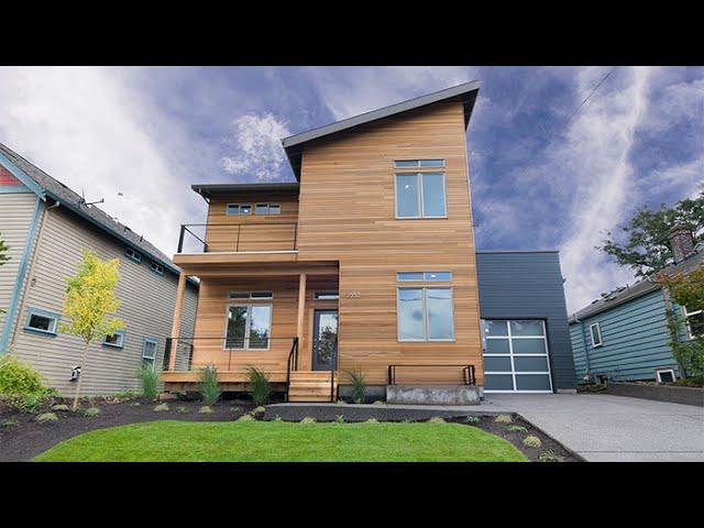 Portland Oregon Real Estate Video Tour -3552 NE 45th Ave, Portland, OR 97213 - Christopher Johnson