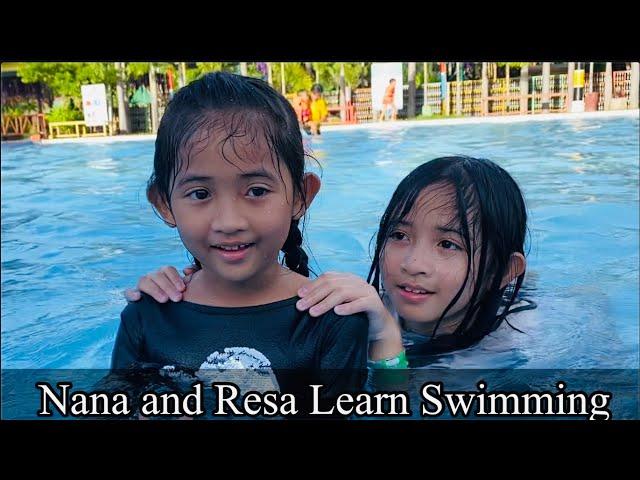 Nana and Resa Enjoy Learning Swimming