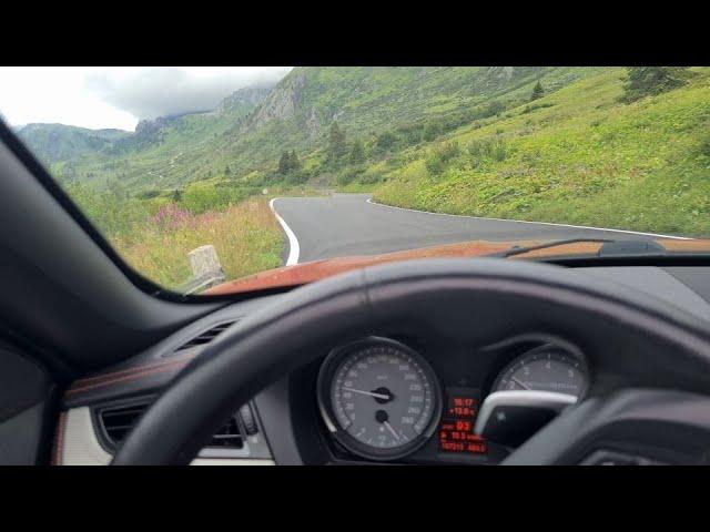 Spectacular drive / BMW Z4 sDrive 35is / Passo Pordoi (2.239 m)