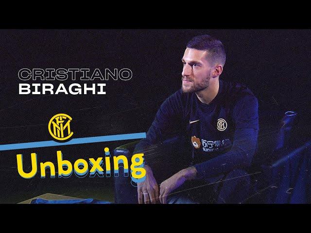 INTER UNBOXING with CRISTIANO BIRAGHI | Manchester City, Davide Astori and more! |  [SUB ENG]