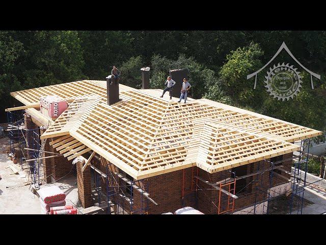 Hip roof, all stages