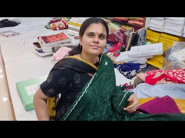 కదిరి లో శారీస్shooping| Best Shop in Kadiri party wear sarees చూద్దాం రండి #explorewithveda #కదిరి