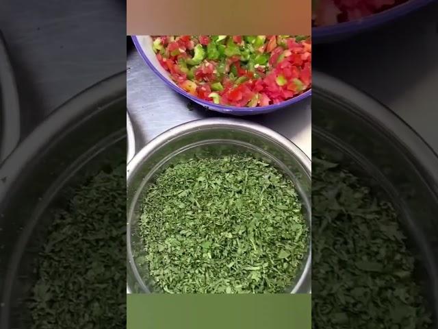 Delhi Ka Famous Munglet Chilla  - #delhistreetfood #chilla #streetfood #shorts #aksh #kitchen